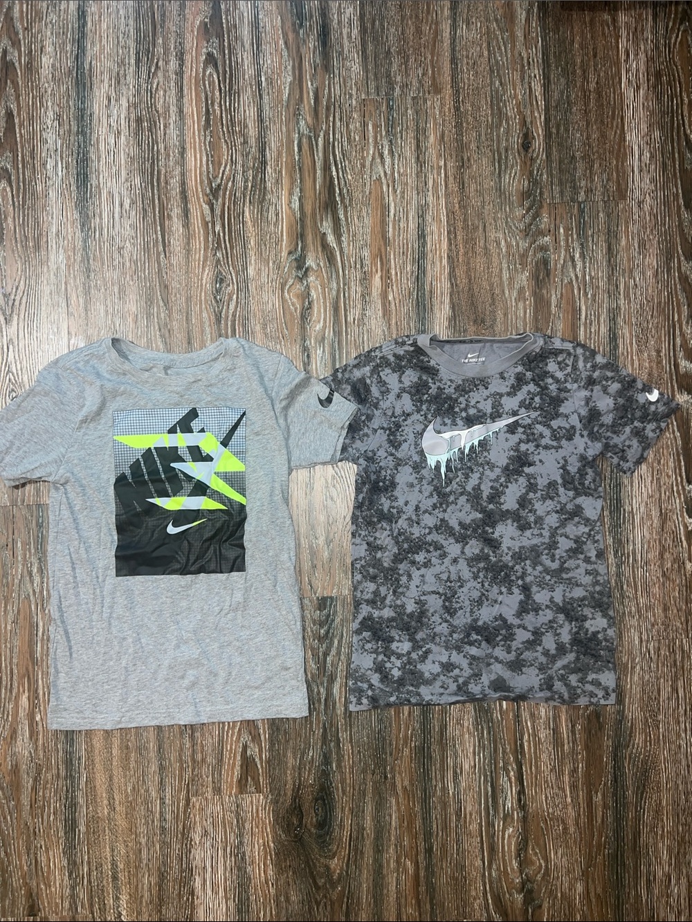 Nike Boys Gray Medium T Shirt Bundle